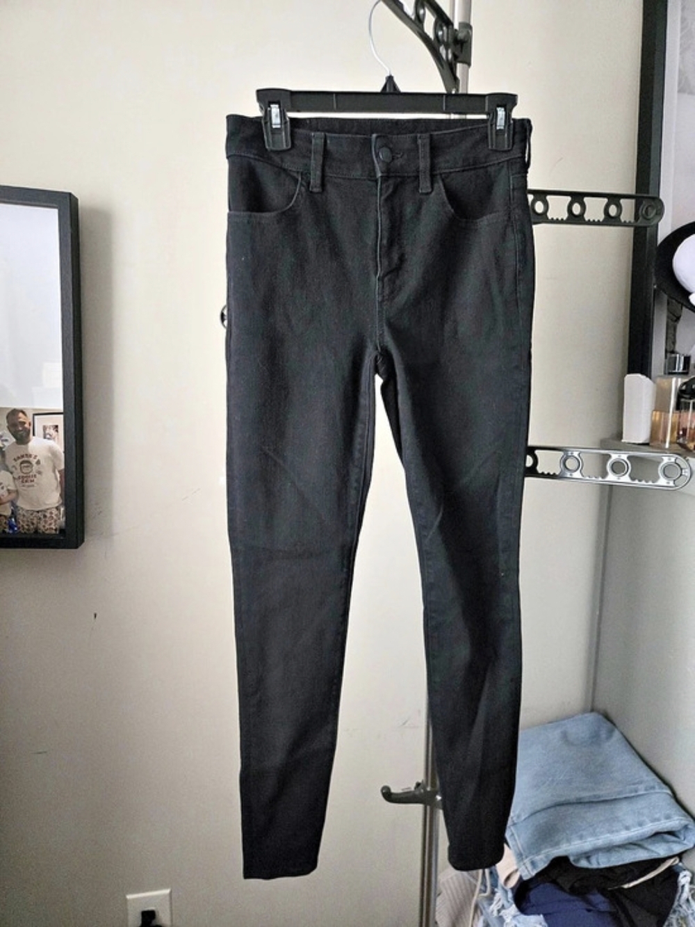 American Eagle Black Skinny Jeans Waist 2 Like New